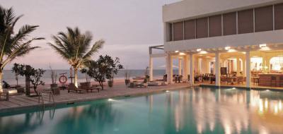 Swimming pool at the Jetwing SEA, Negombo