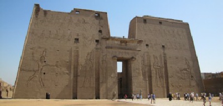 Egypt multicentre holidays - the Temple of Horus at Edfu