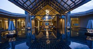 Holidays to the Le Meridien Khao Lak Resort