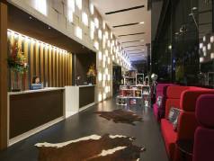 Holidays to The Quincy Hotel Singapore