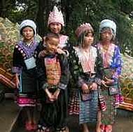 Holidays to Chiang Mai and Northern Thailand - Local kids at Wat Suthep temple, Chiang Mai