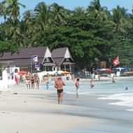 Water sports & relaxation on Chaweng Beach