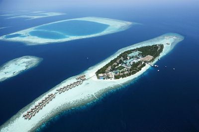 Holidays to the Vilamendhoo Island Resort