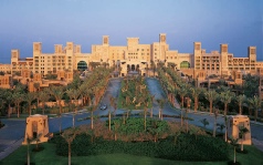 Holidays to the Madinat Jumeirah Al Qasr, Dubai