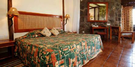 Holiday to the Kilaguni Serena Safari Lodge, Tsavo National Park Kenya