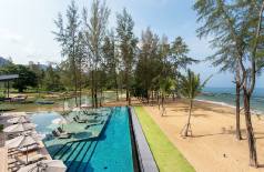 Holidays to the La Vela Khao Lak