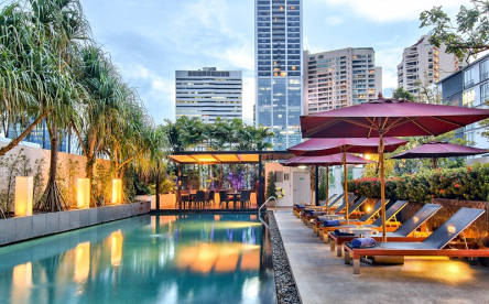 Holidays to the Park Plaza Bangkok Soi 18