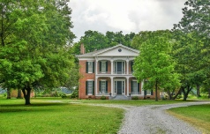 Holidays to the Belmont Plantation, Greenville